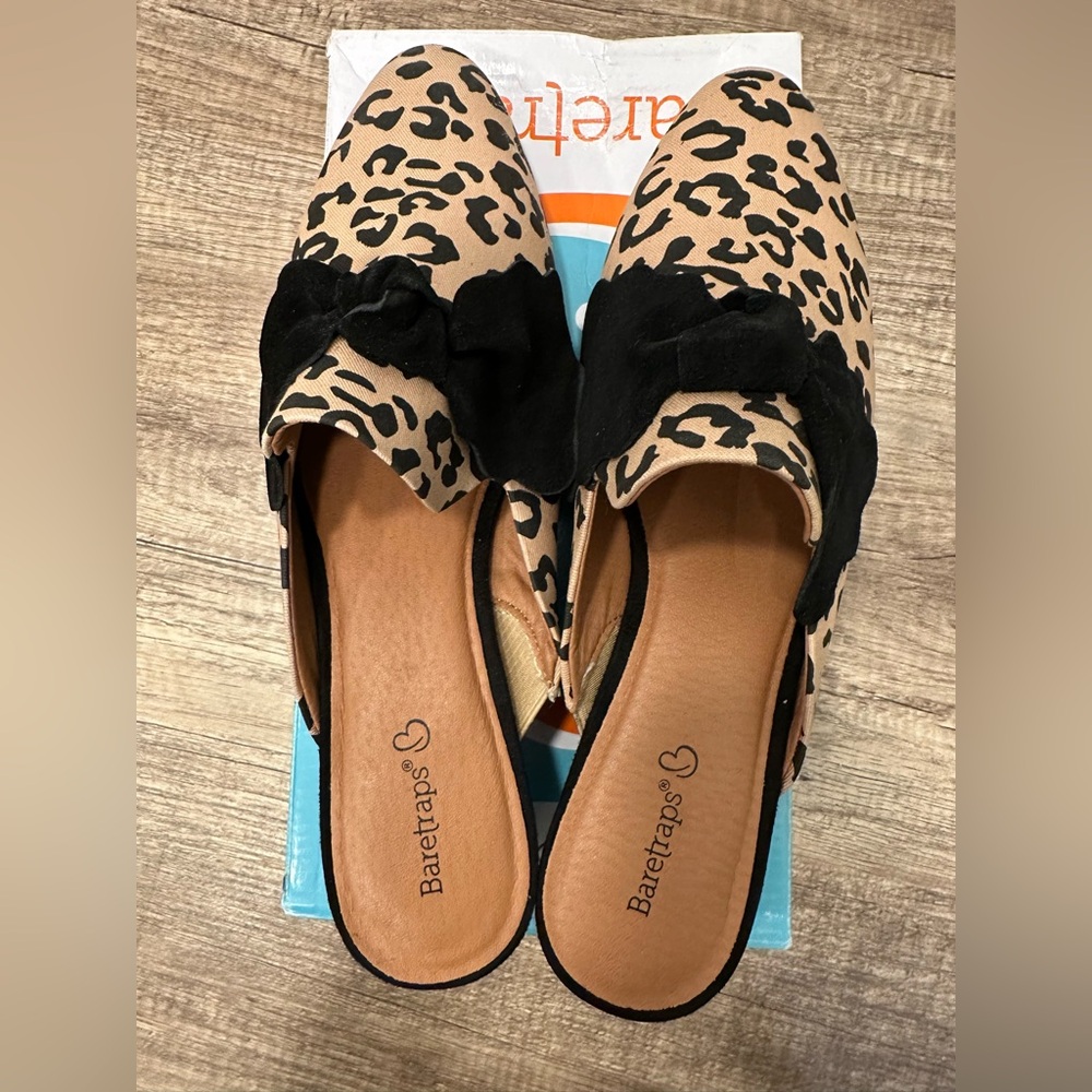 BareTraps Lakelin Mules Leopard Print Wedge Mules New in Box Size 10